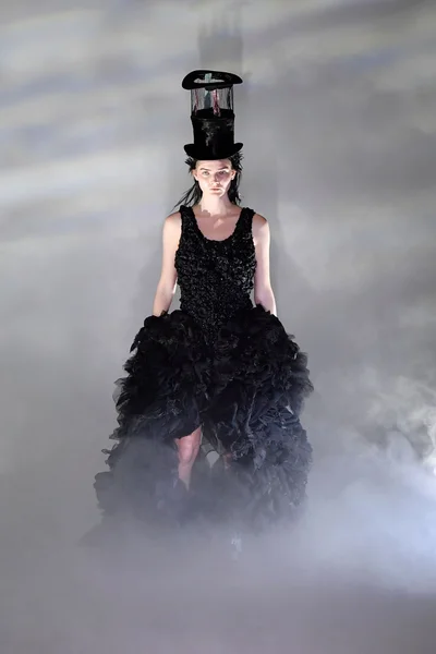 Look 6